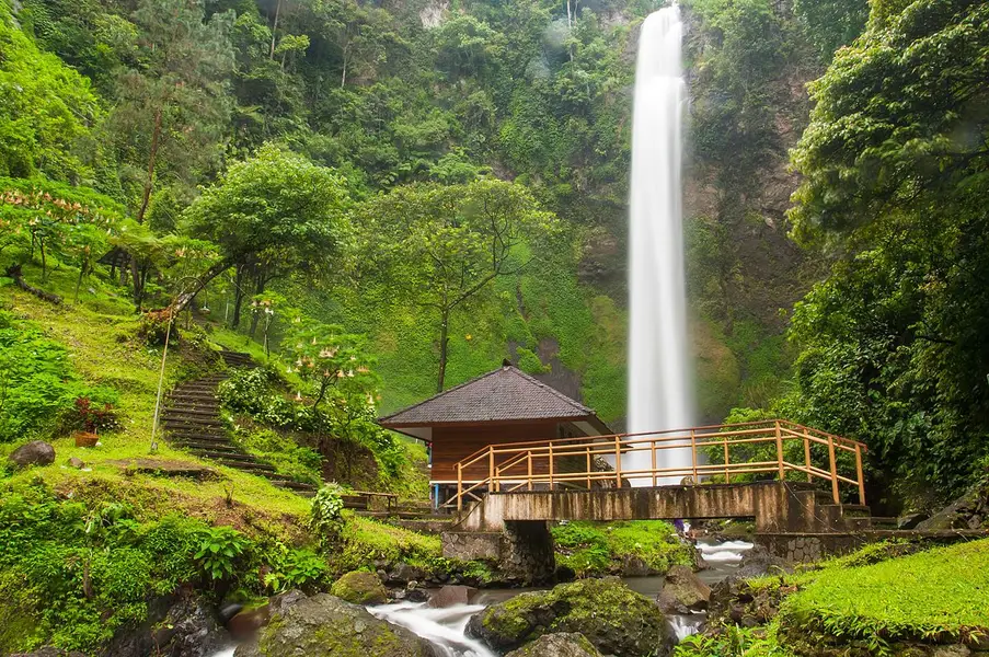 Curug Cimahi — Air Terjun 87m
